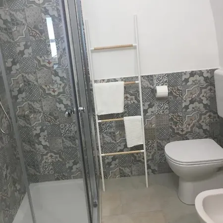 Piazza Matteotti Bed & Breakfast *